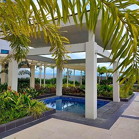 New Condo In Mactan Newtown W Pool, Balcony, Wifi